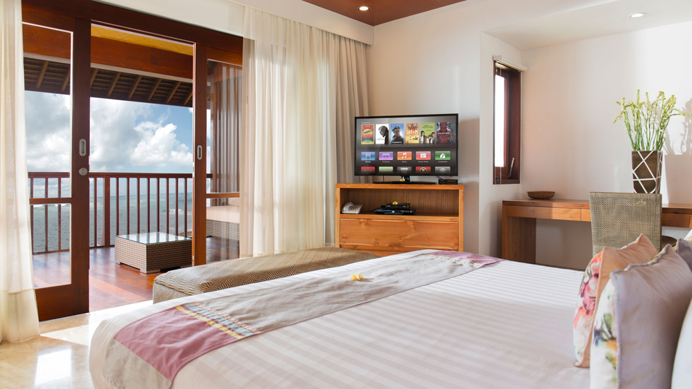 Villa Bayu Gita Beachfront - Upstairs front bedroom